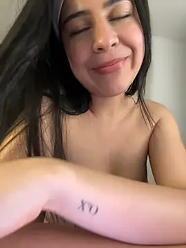 CuteKira7 live sex cam