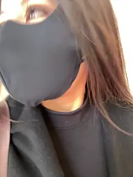 Carlin-yiyi live sex cam