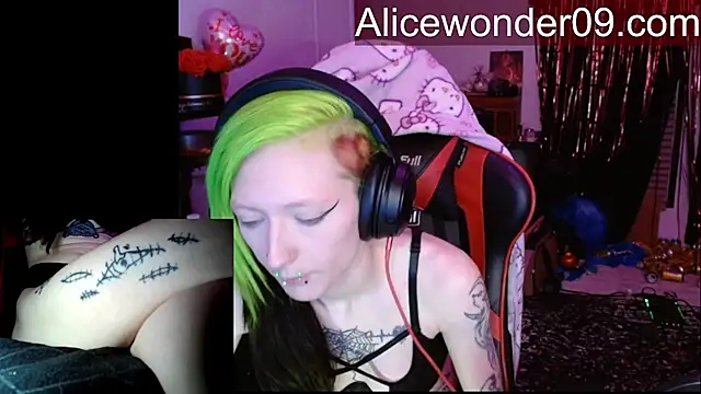 alicewonder09 live sex cam