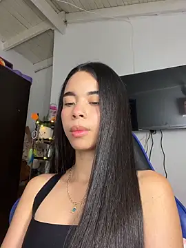 Milleradhara24 live sex cam