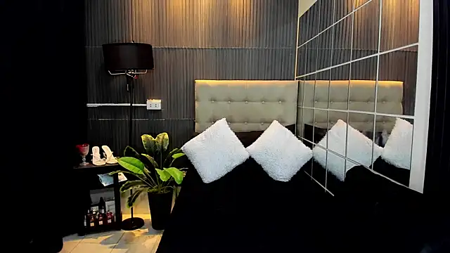 delightfulprincessts live sex cam