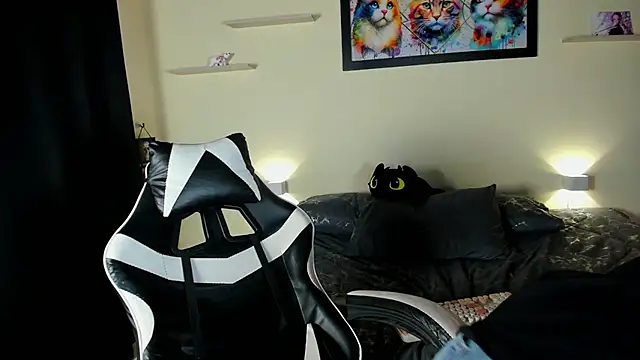 meredit_cris23 live sex cam