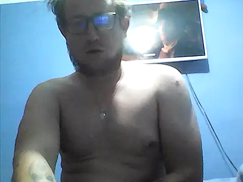 Ecuhot8976's cam snapshot