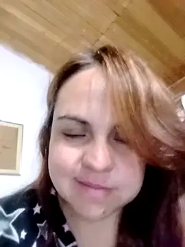 CARITOMIO live sex cam