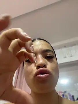 JuanitaMore01 live sex cam