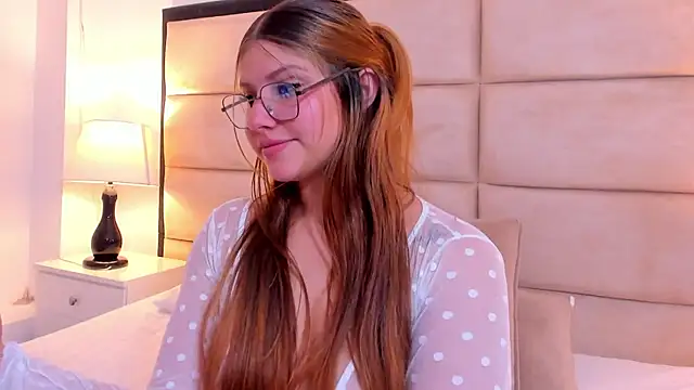 EimmyJones's cam snapshot