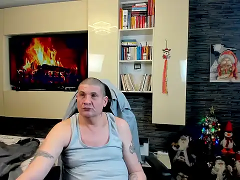 SpartacusDaddy48 live sex cam