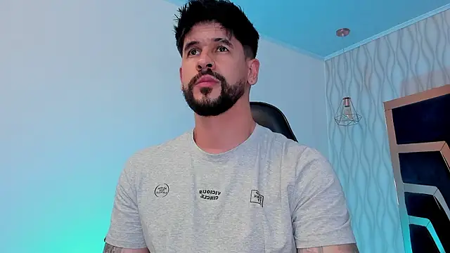 Petesevans live sex cam