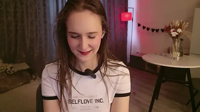 LucyRose3 live sex cam