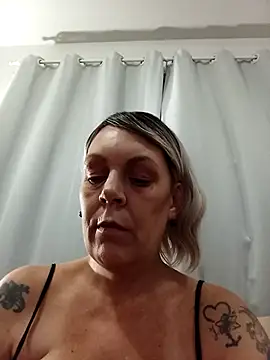 GauchaMilfHot's cam snapshot