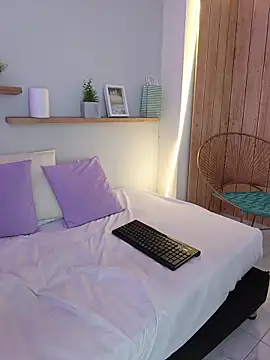 shainadavis live sex cam