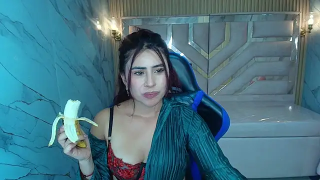 Elizabeth__r's cam snapshot