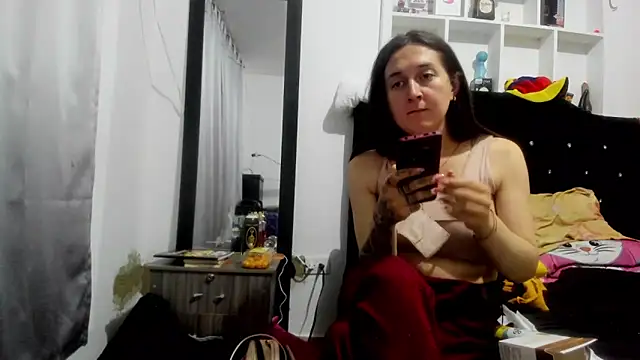 Sweet-Suck69 live sex cam