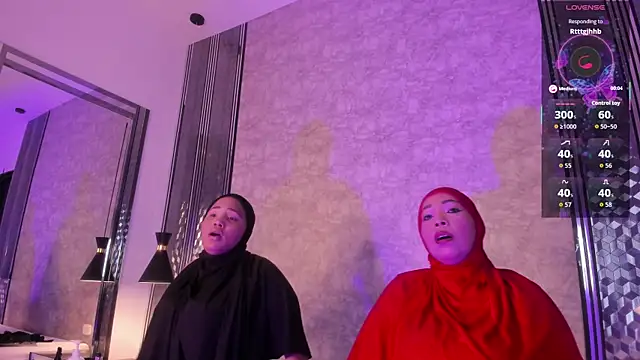 Helen_Camila's cam snapshot