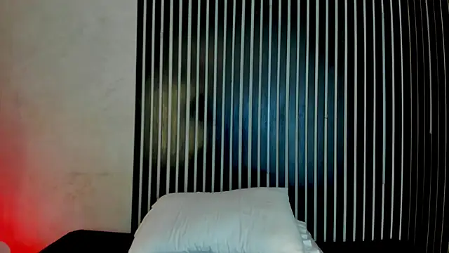 melodyphillips_2_'s cam snapshot