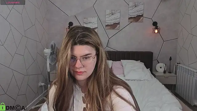 zoe_j0y's cam snapshot