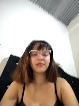 Melissa_giratt's cam snapshot