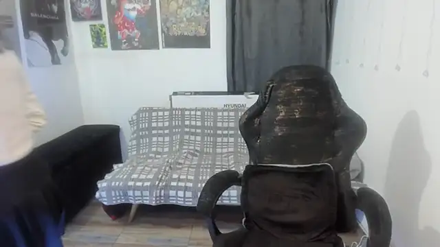 Candy__Girll18's cam snapshot