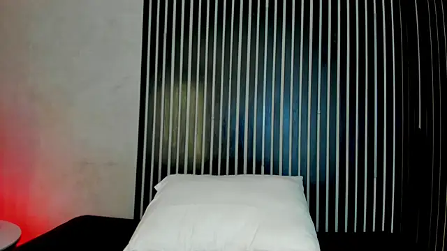 melodyphillips_2_'s cam snapshot