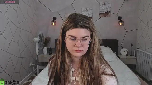 zoe_j0y's cam snapshot