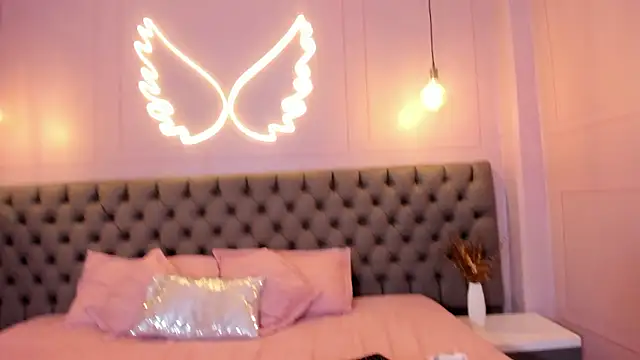 hillary_bigbutt's cam snapshot