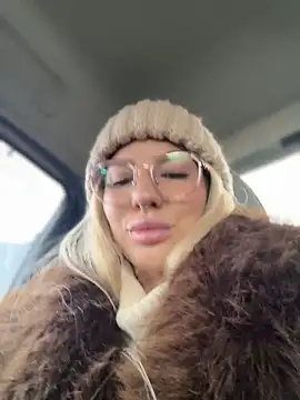 NewLale's cam snapshot