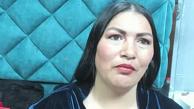 PENELOPELEWISs's cam snapshot