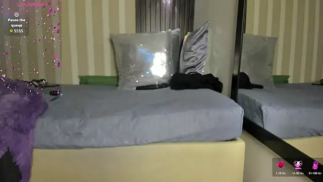 emily_layton's cam snapshot