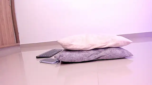 Isa_squirt1's cam snapshot