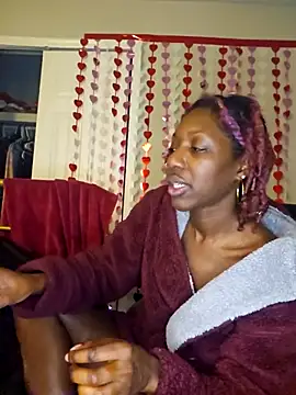 oliviaprettypussy's cam snapshot