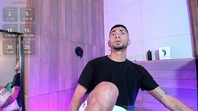 DrakeNeumann live sex cam