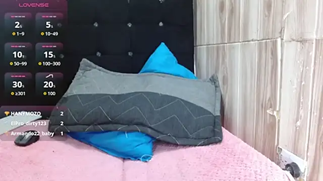 Camil4_milf_1 live sex cam