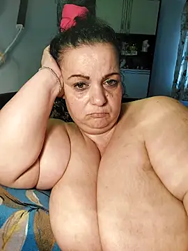 IvettkeXXX live sex cam