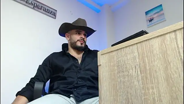 cowboyht live sex cam