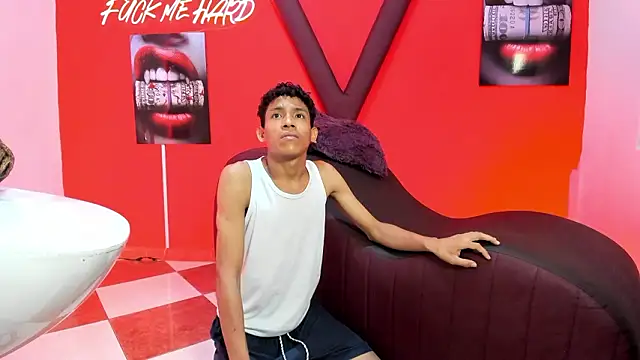 BEAUTY_BOYS1's cam snapshot