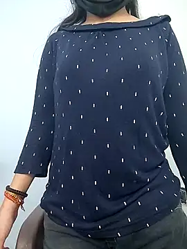 Ruhi_07 live sex cam