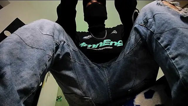 Samuel_Suarez live sex cam