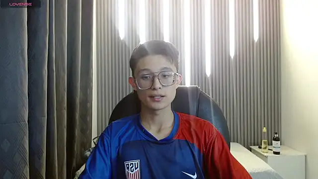 SantiagoRusso18 live sex cam