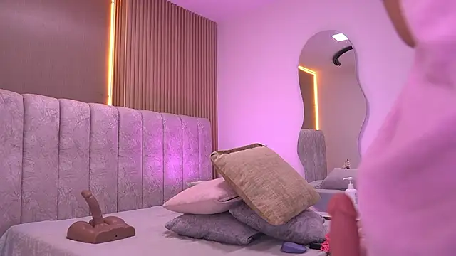 violeta_aroca live sex cam