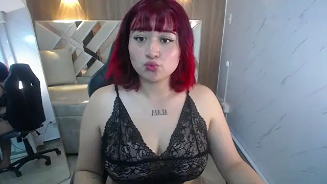 Lizzy_b_'s cam snapshot