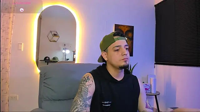 alejandro_calderon1 live sex cam