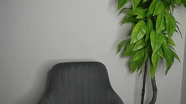 ScarletBohl's cam snapshot