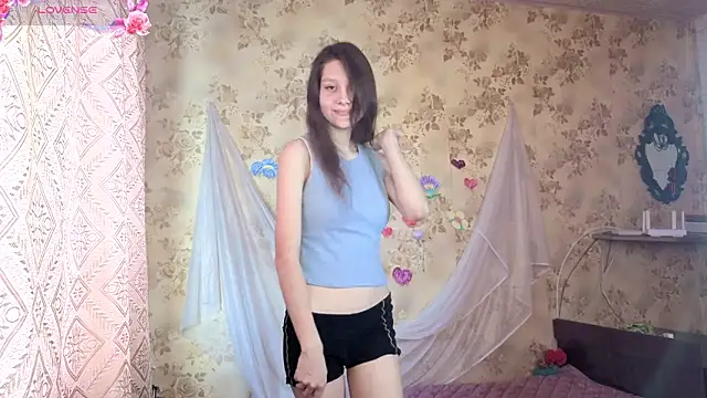 QutieDaSweet live sex cam