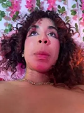 Woo_isDaphne live sex cam