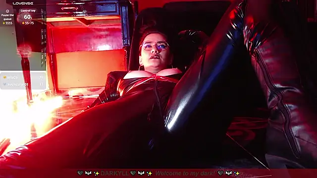 Darkyll33 live sex cam