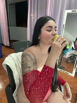 Roxy_rousse01's cam snapshot