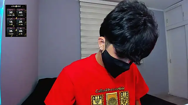 tom_Howard live sex cam