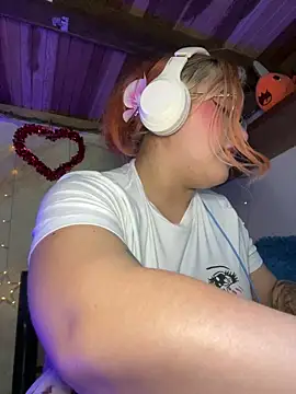 Sophia_Weest99's cam snapshot