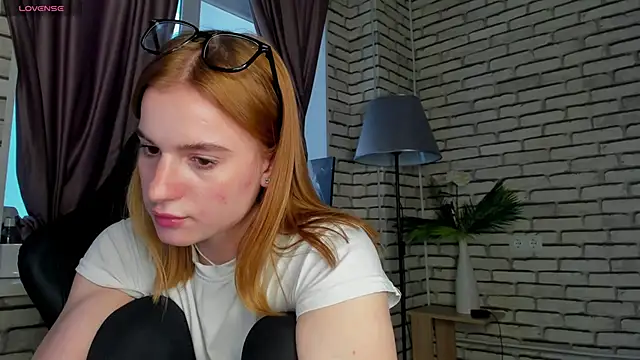 Stacey_Brown's cam snapshot