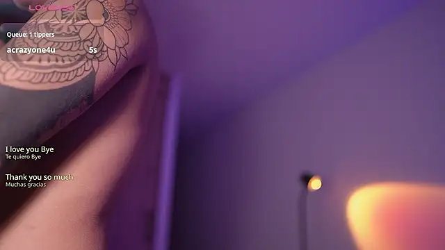 GigiLee_'s cam snapshot